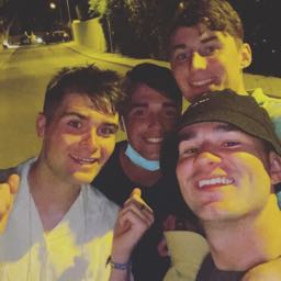 tom.sheeran on One Bite Pizza App