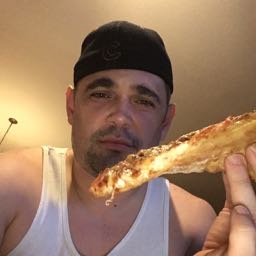 ro.bo on One Bite Pizza App