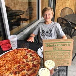 zack.flower on One Bite Pizza App