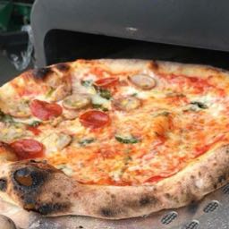 luis.esquijarosa on One Bite Pizza App