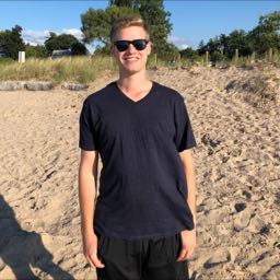 trevor.young2 on One Bite Pizza App