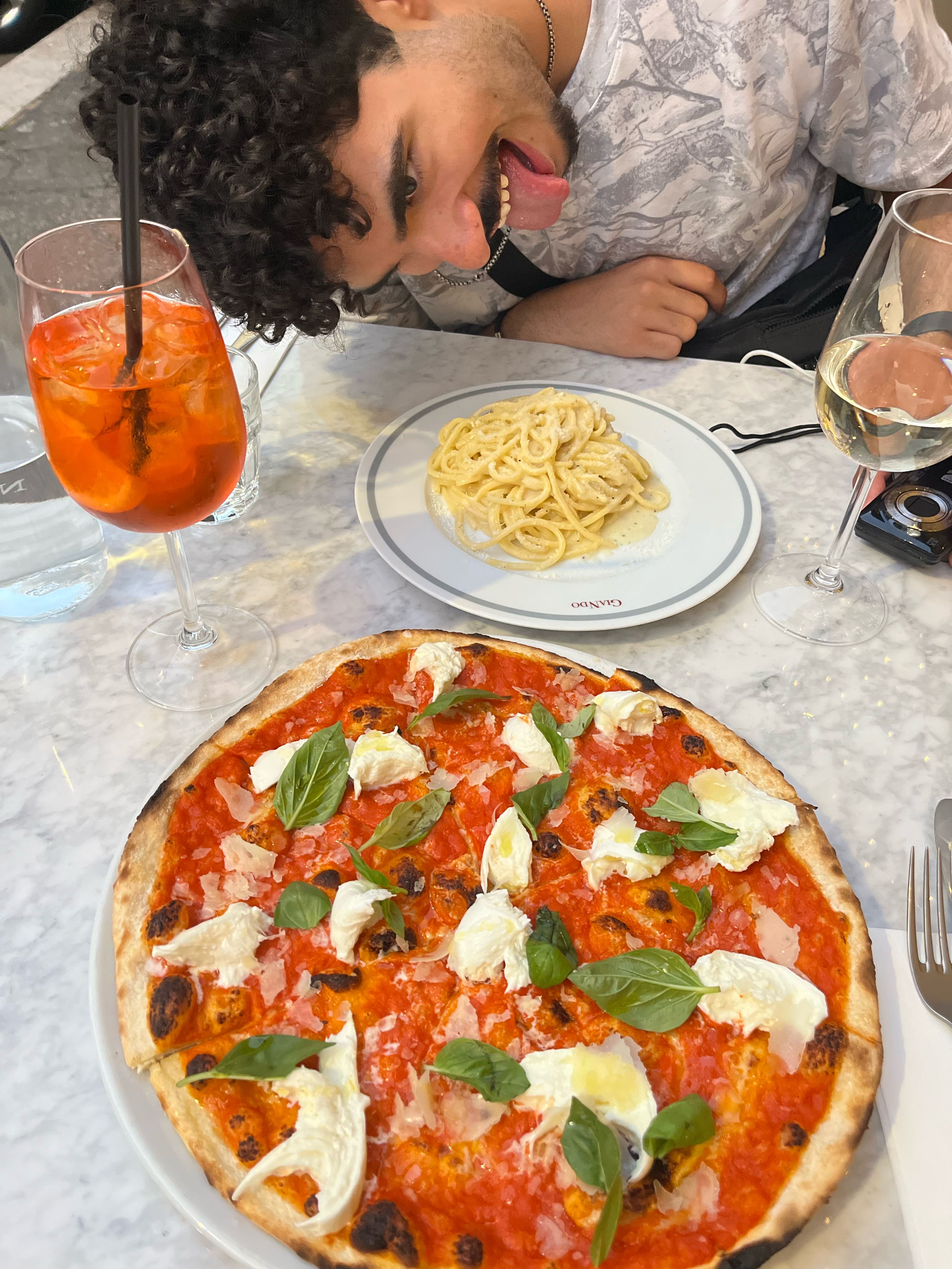 vincapybara on One Bite Pizza App