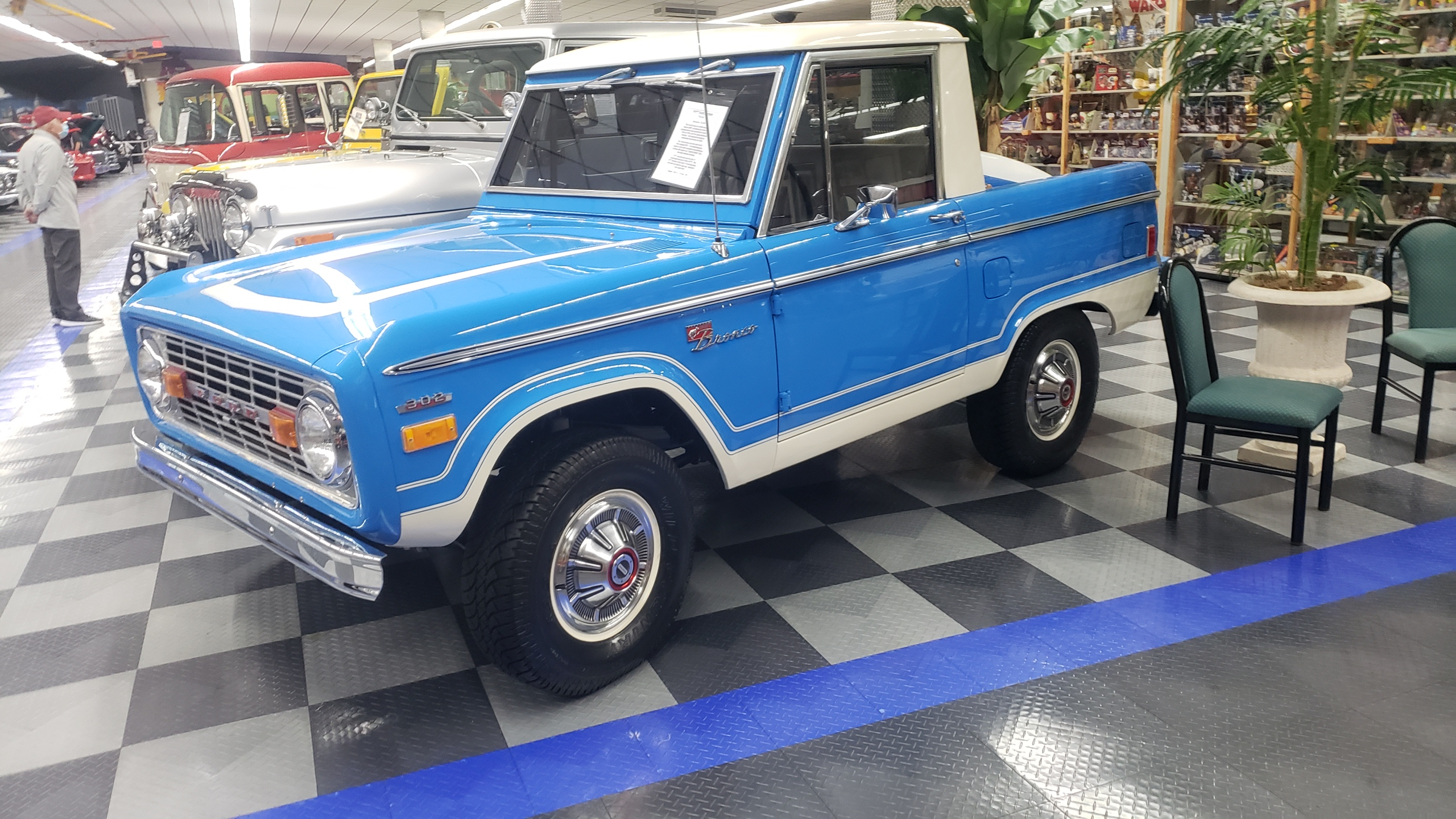 j.blew on One Bite Pizza App