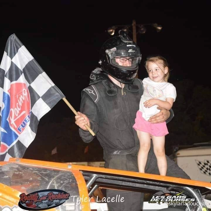 skylar.pilgrim on One Bite Pizza App