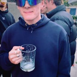 ethan.mccoach on One Bite Pizza App