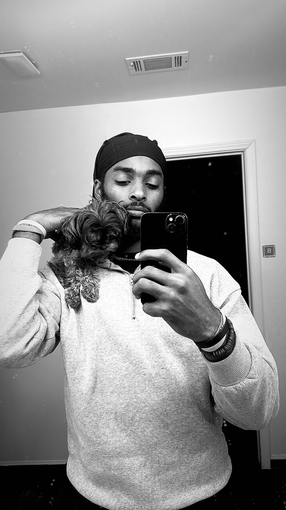 oneszn. on One Bite Pizza App