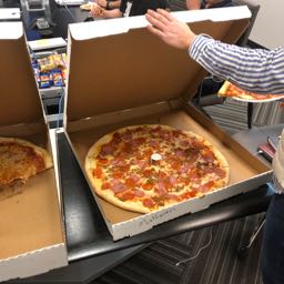 jpbow on One Bite Pizza App