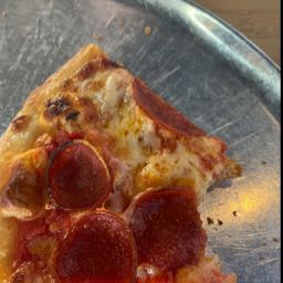 cd1998 on One Bite Pizza App
