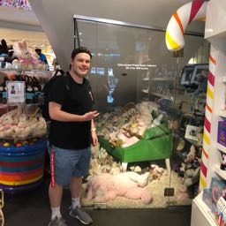 christopher.dambro on One Bite Pizza App