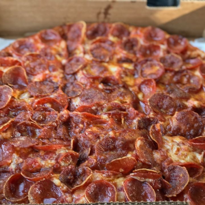 【pizza】 Brew Pub Lotzza Motzza Pepperoni Pizza | Hy-Vee Aisles Online