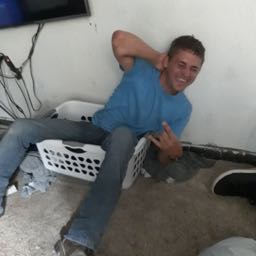 tyler.jernigan on One Bite Pizza App