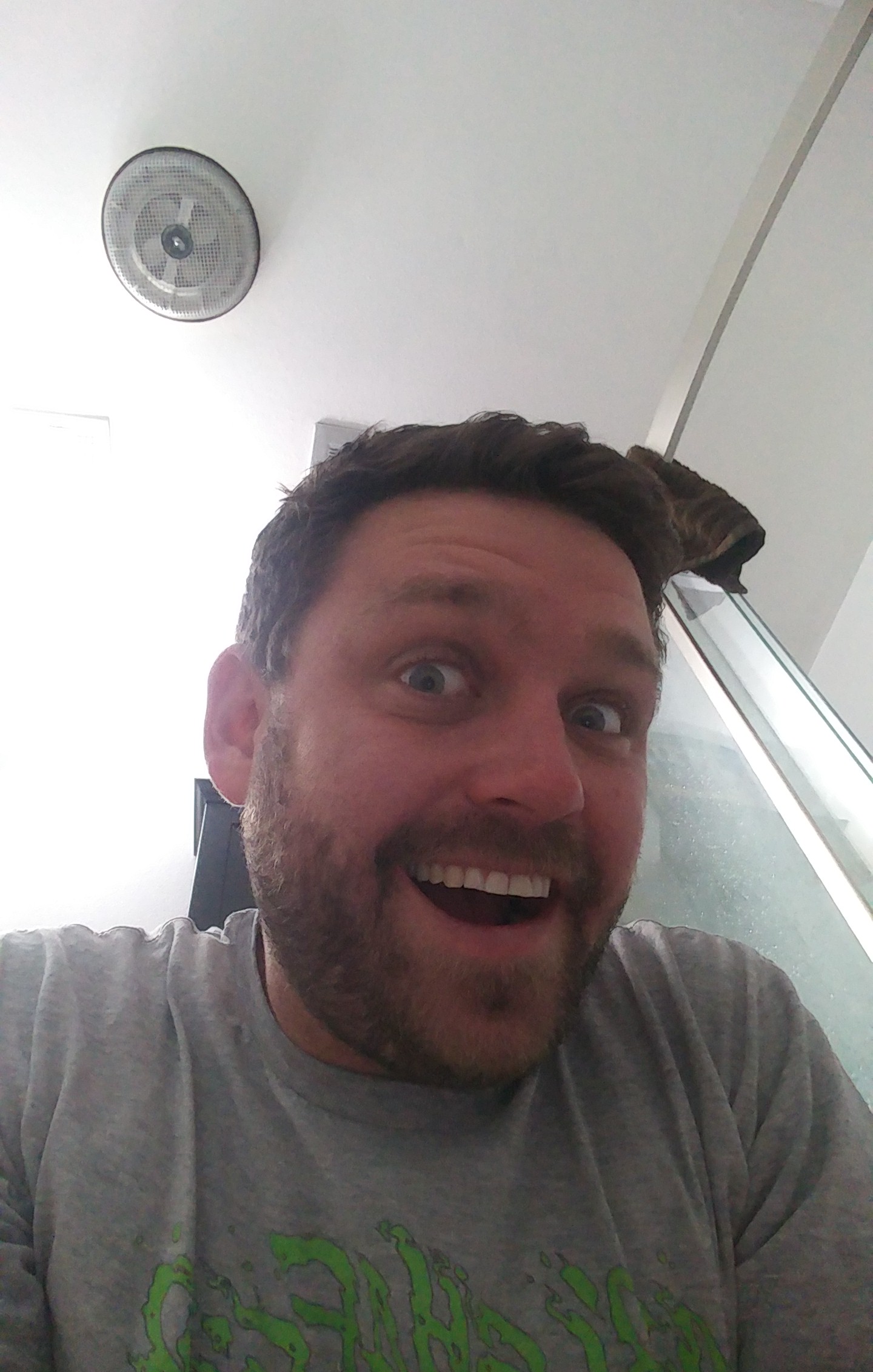 aaronlovesapie on One Bite Pizza App