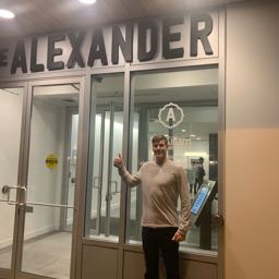 alex.grieve on One Bite Pizza App