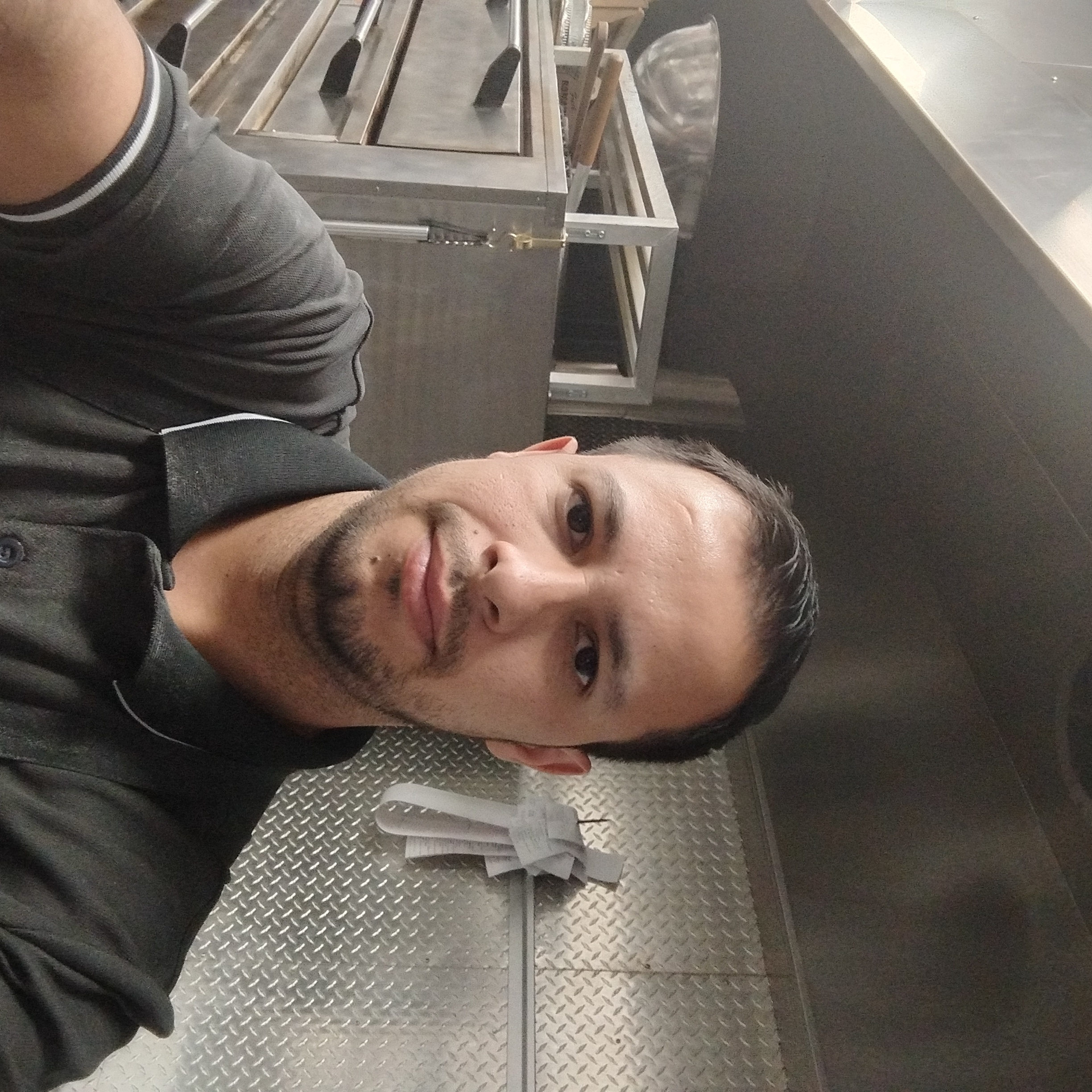 alejandro.chacón on One Bite Pizza App