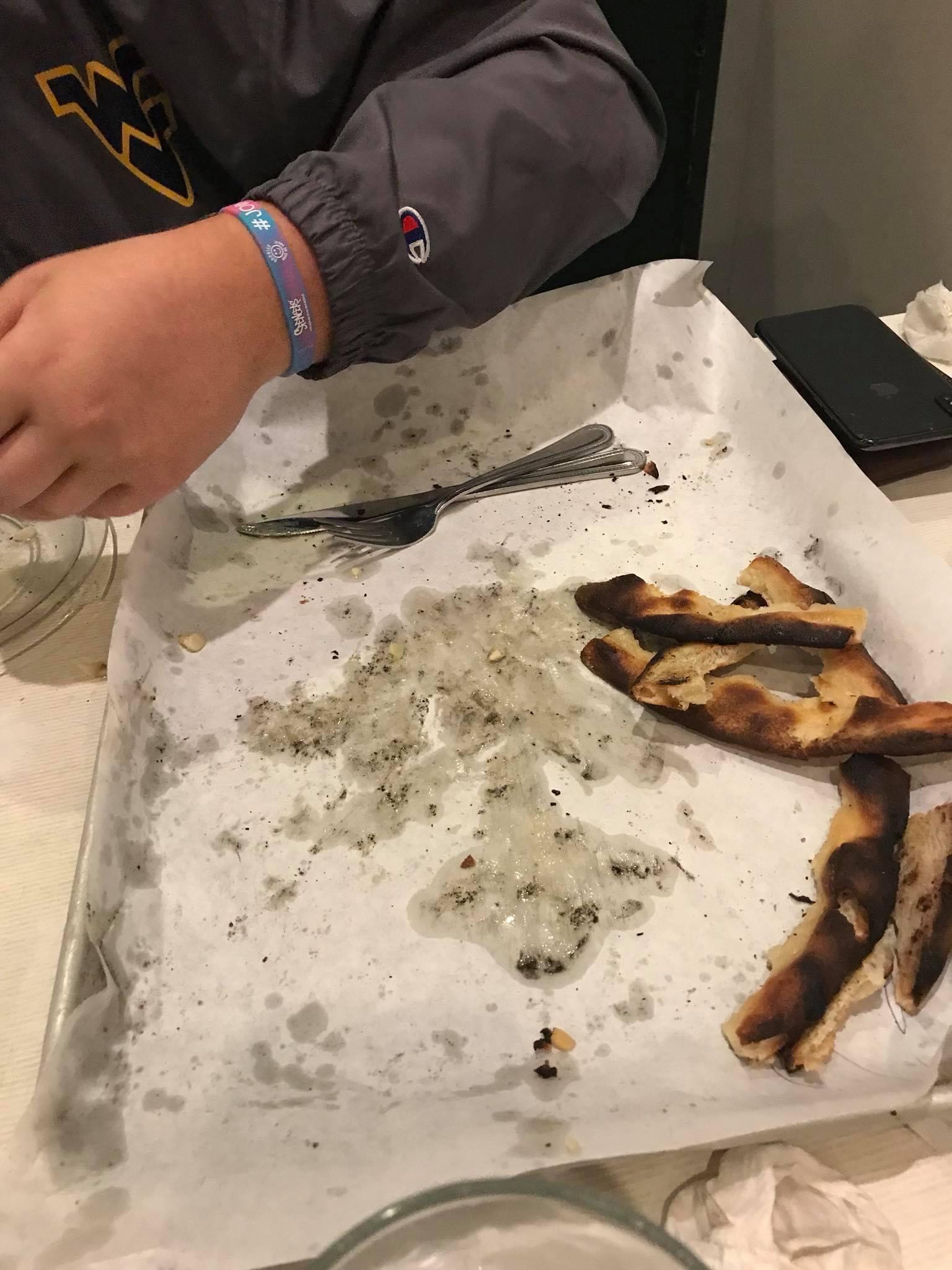 colby.lescalleet on One Bite Pizza App