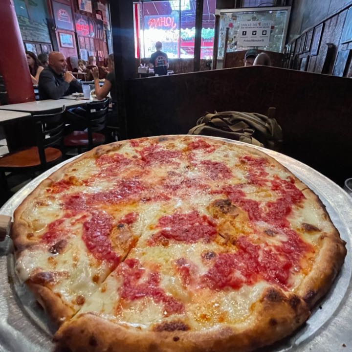 stoolpresidente's Pizza Review at John's of Bleecker Street One Bite