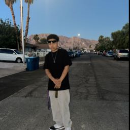 choche on One Bite Pizza App