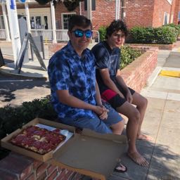 lukelowery on One Bite Pizza App