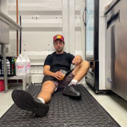 triston.morris on One Bite Pizza App