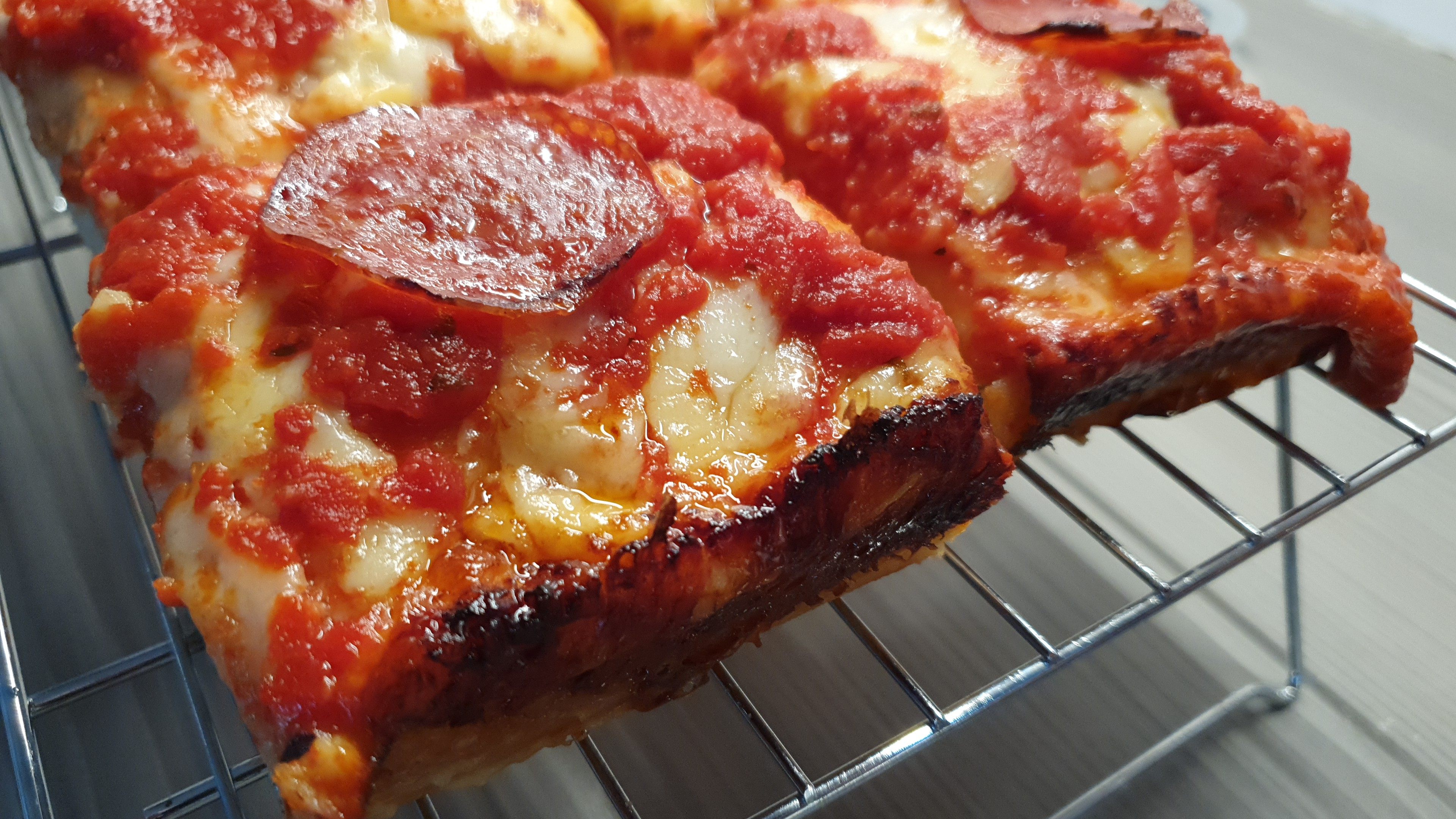 dodgyjoey on One Bite Pizza App