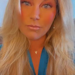 realpatrioticbarbie on One Bite Pizza App