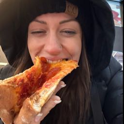 holly.stephens on One Bite Pizza App