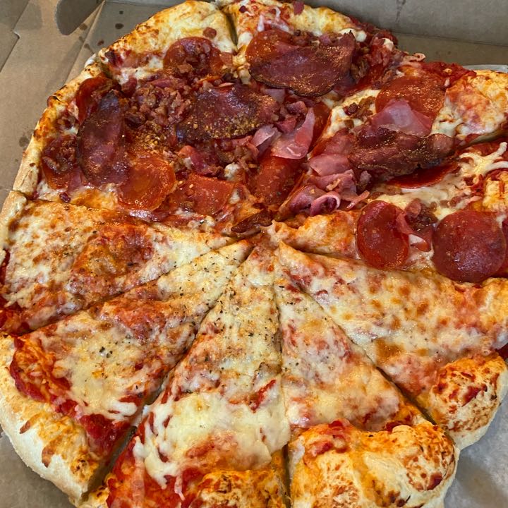 Fox’s Pizza Den Reviews Zionsville, IN One Bite