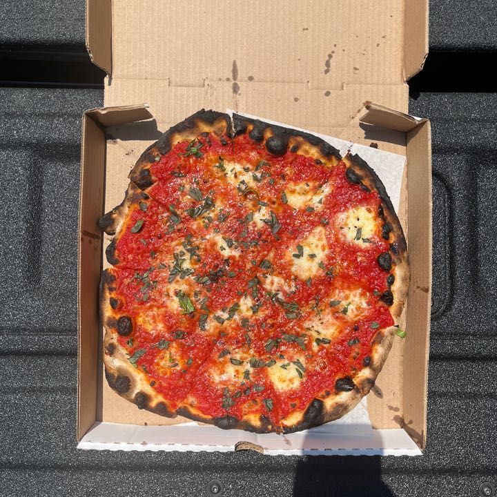 stoolpresidente's Pizza Review at Fuoco Apizza One Bite