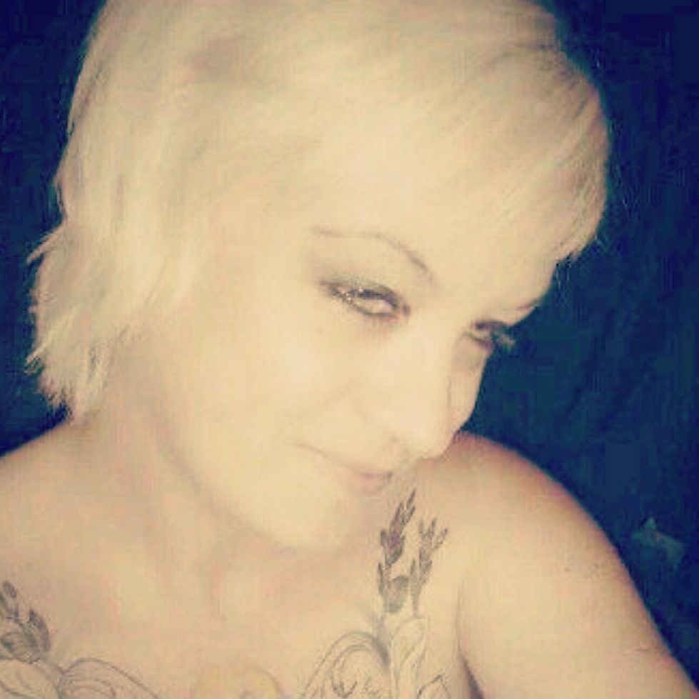 bigharry.twotter on One Bite Pizza App