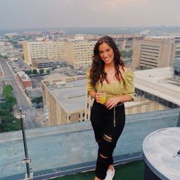 tori.rivera on One Bite Pizza App