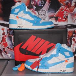 ajkicks23.com on One Bite Pizza App