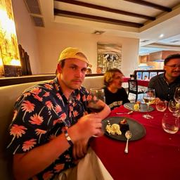 pierce.mon on One Bite Pizza App