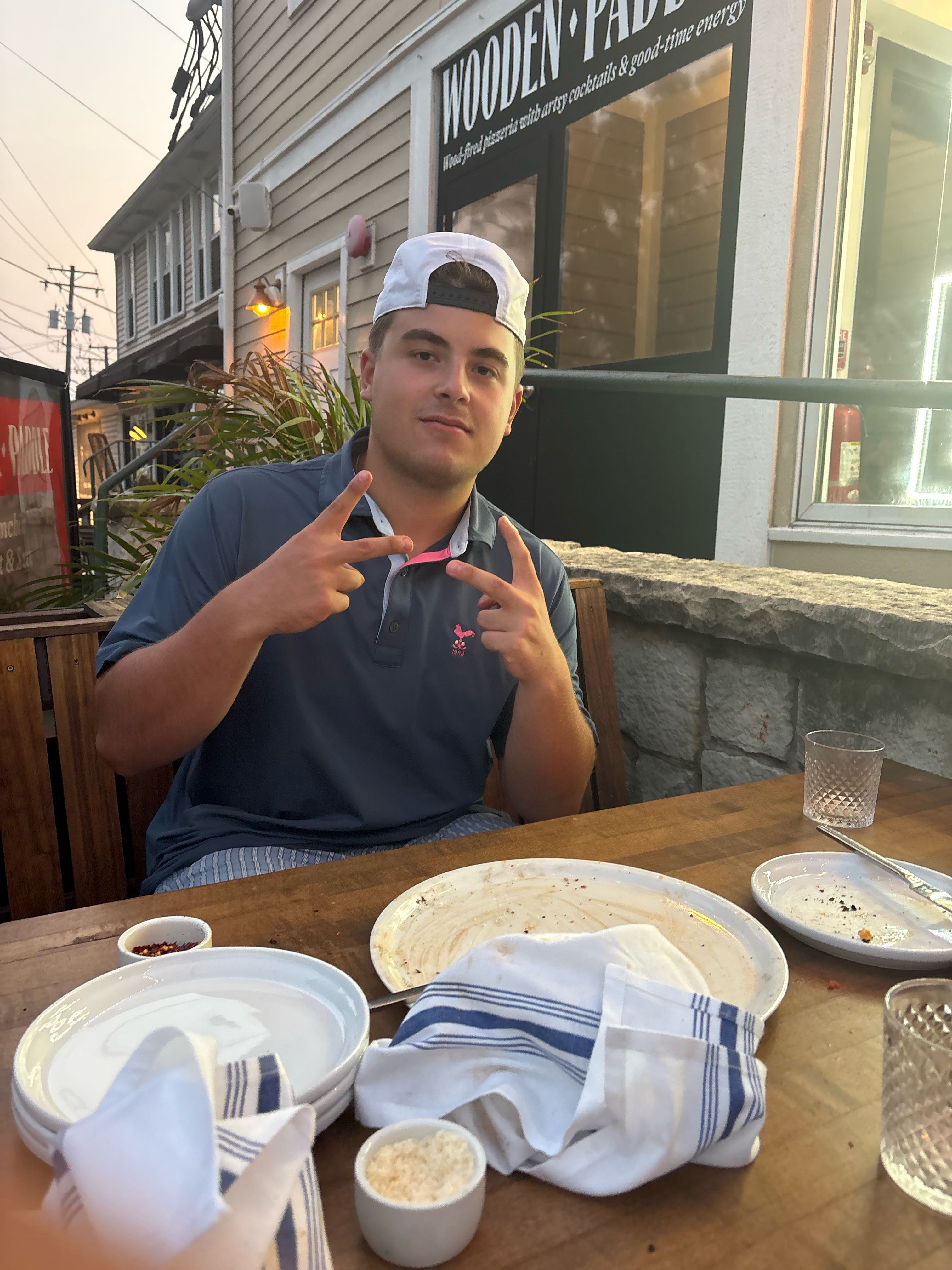 connor.hanrahan on One Bite Pizza App