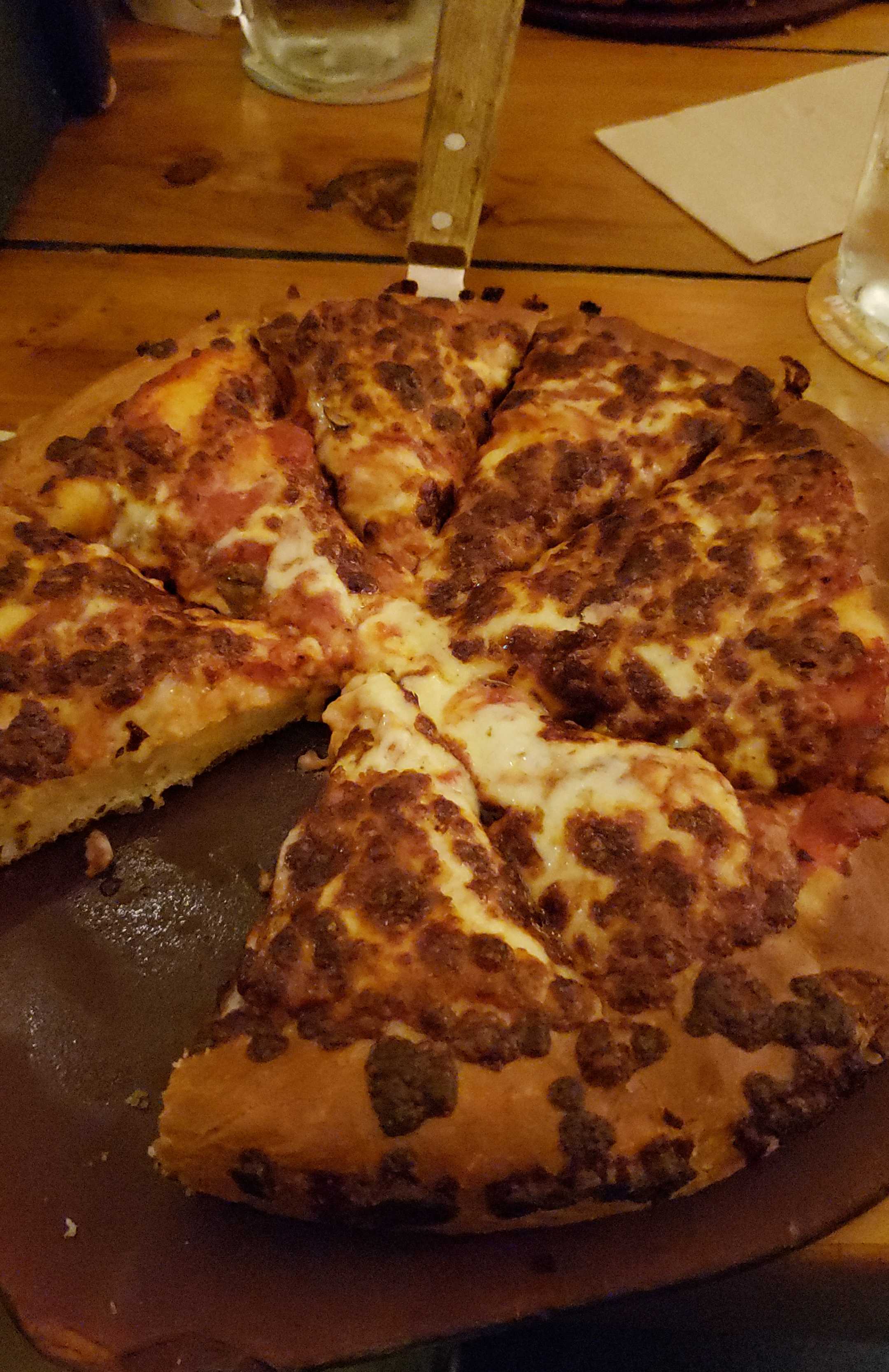 Parker Kampmann S Pizza Review At Moosejaw Pizza Dells Brewing One Bite