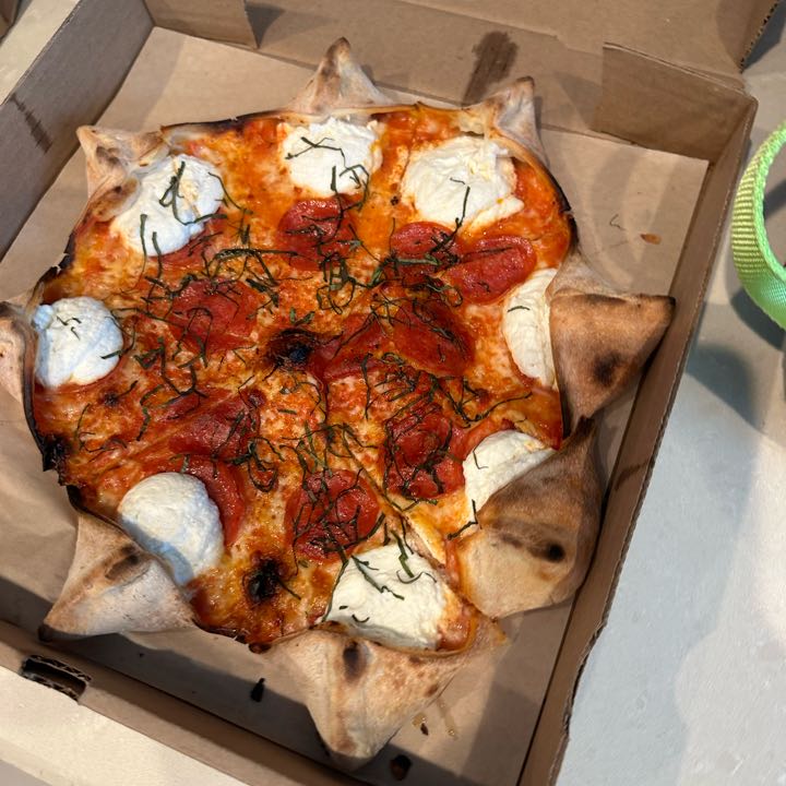 franco.villarreal's Pizza Review at Mister O1 Extraordinary Pizza