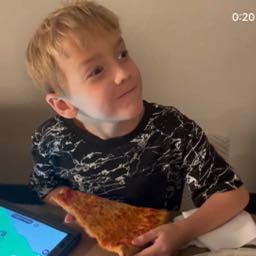 dan.dagnall on One Bite Pizza App