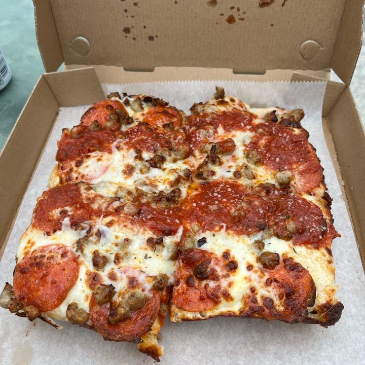 Pizza Review