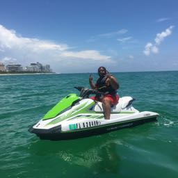 bigpoopie on One Bite Pizza App