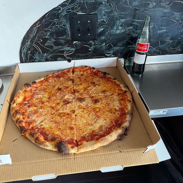 niko.martinovic's Pizza Review at Apollonia's Pizzeria One Bite