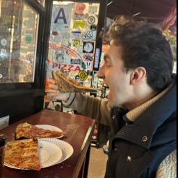 lou.l1 on One Bite Pizza App