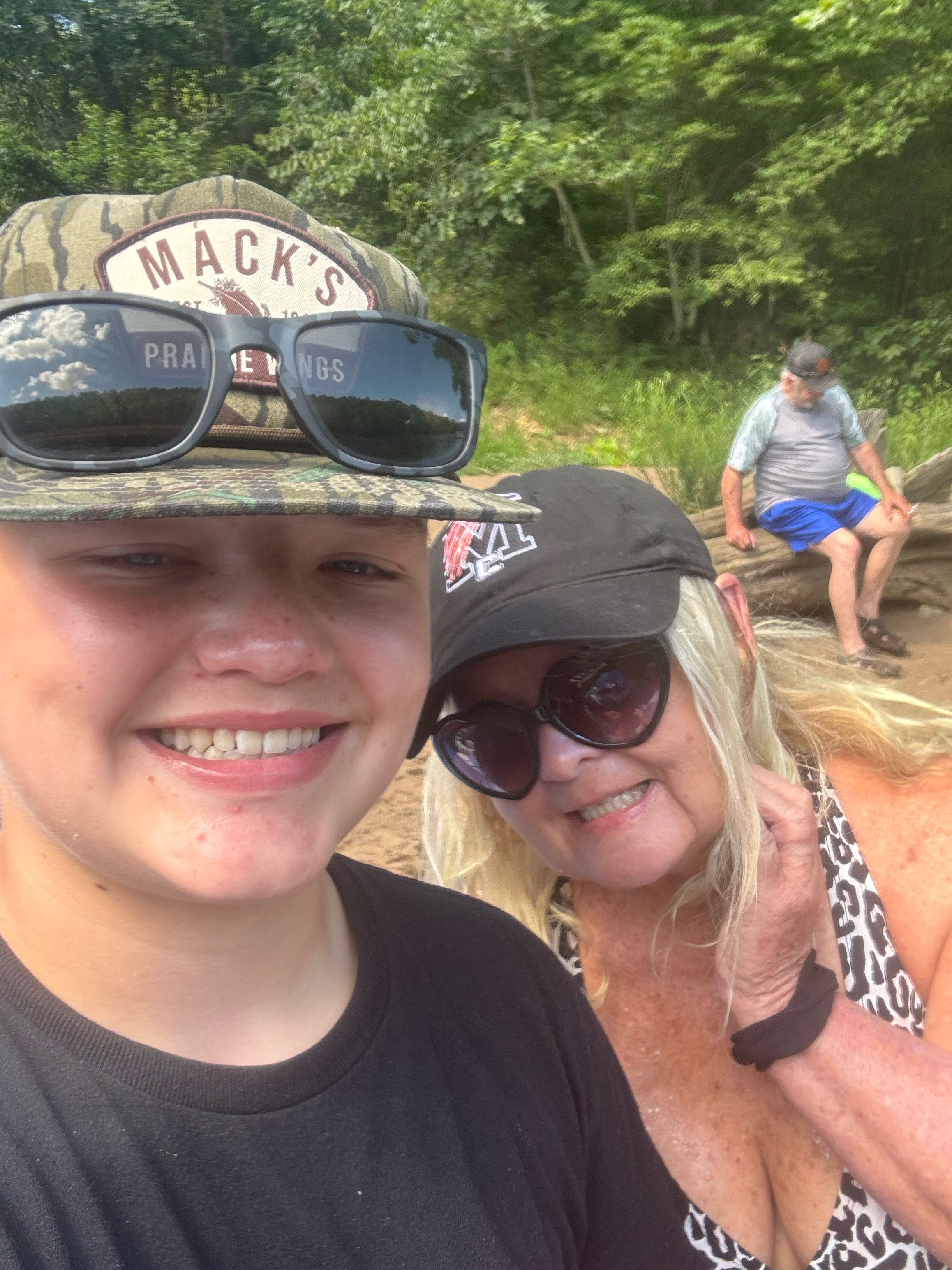 pistol.dude on One Bite Pizza App