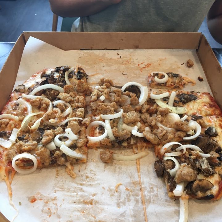 Pizza Review