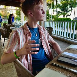 aaron.hilgenhold on One Bite Pizza App