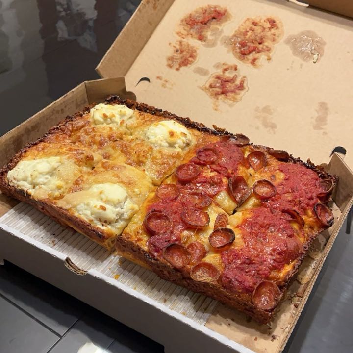 Pizza Review