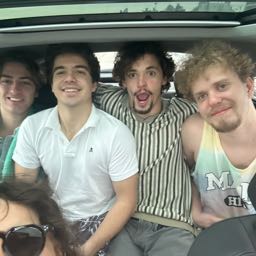 cole.rynbrandt on One Bite Pizza App