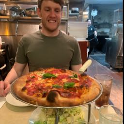 gregor.swanson on One Bite Pizza App