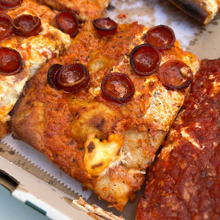 Pizza Review