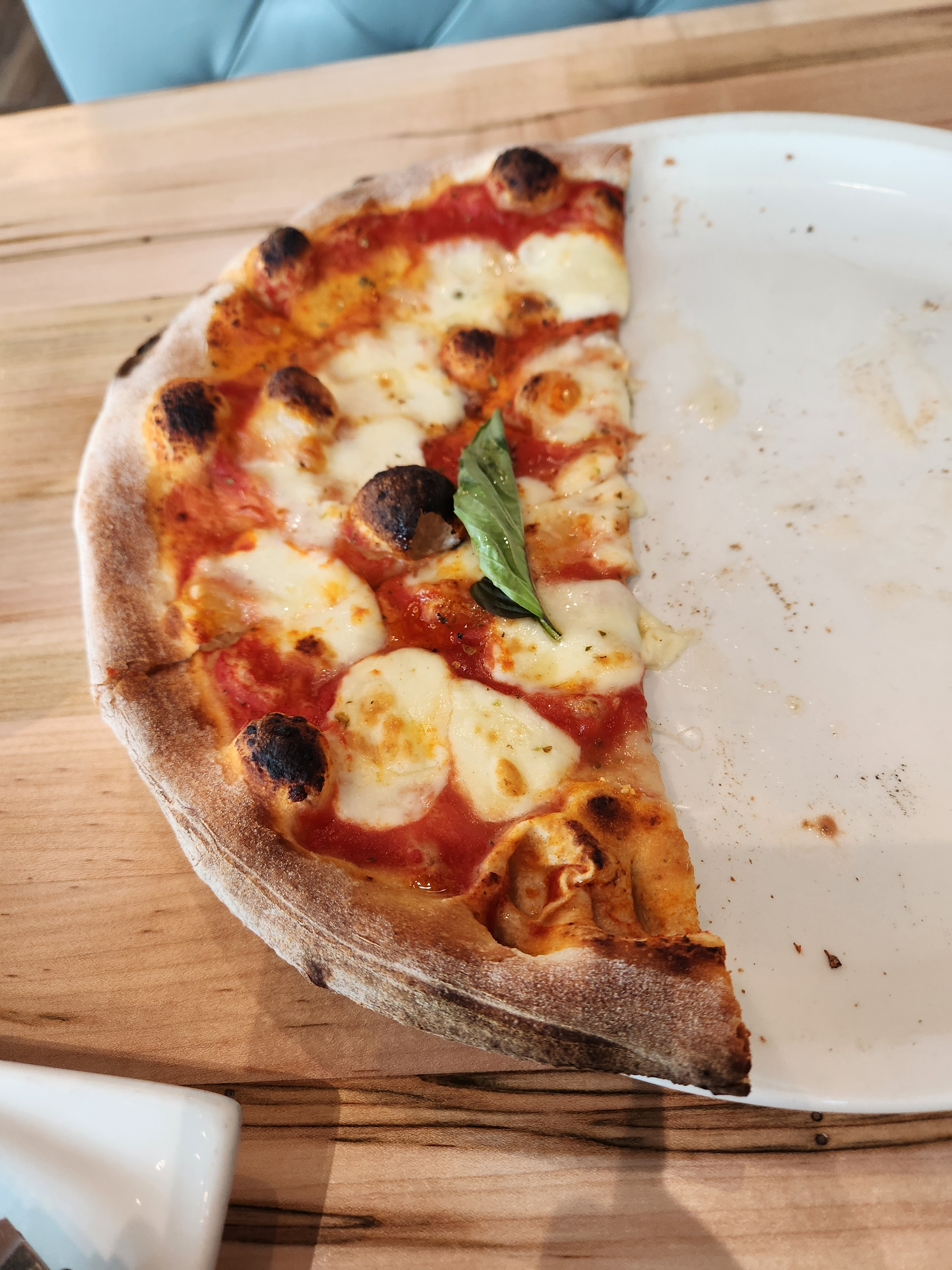 lynxer on One Bite Pizza App