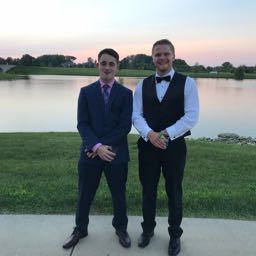 landon.arnold on One Bite Pizza App