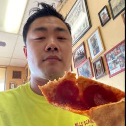 victor.lee on One Bite Pizza App